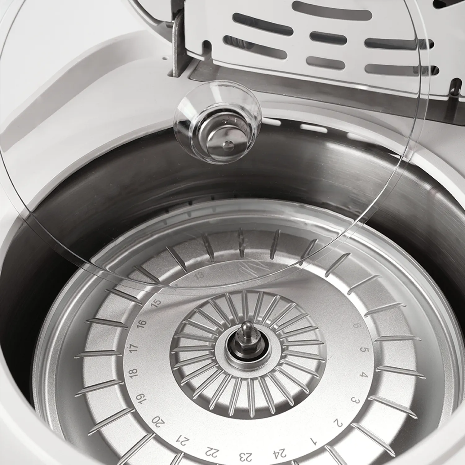 CENTRIFUGEUSE À GRANDE VITESSE DM1424